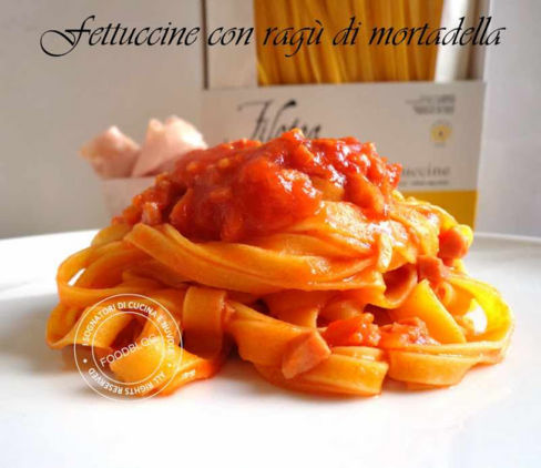 FETTUCCINE AL RAGÙ DI MORTADELLA