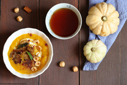 Vellutata di zucca e funghi con yogurt