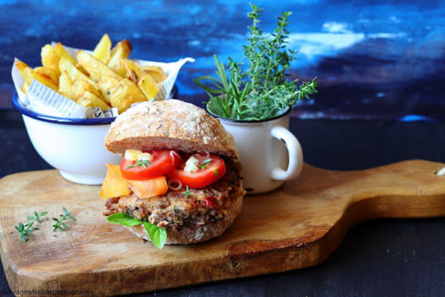 Hamburger vegano di fagioli e melanzane