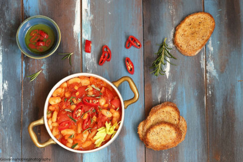 Fagioli cannellini con sugo piccante