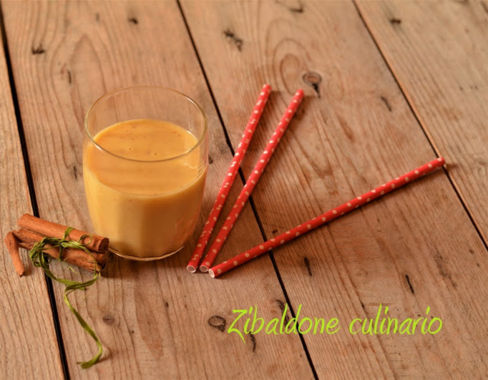 Lassi al mango e cannella
