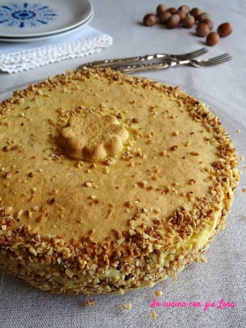 Torta ripiena di ricotta e gocce di cioccolato