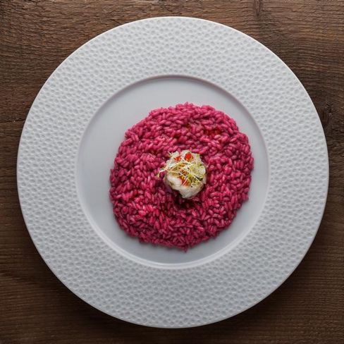 Risotto riserva San Massimo alle rape rosse e tartare di gambero