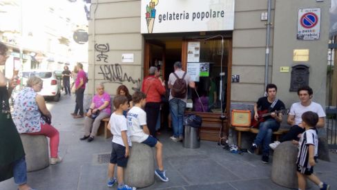 Gelateria Popolare chiude a Torino: essere inclusivi è propaganda?