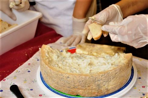 Tra degustazioni e celebrazioni di un’eccellenza: la Sagra Nazionale del Gorgonzola
