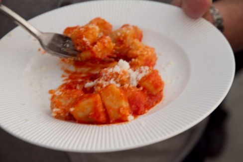 Anna Dente è morta, se ne va la cuoca della nota Osteria di San Cesario