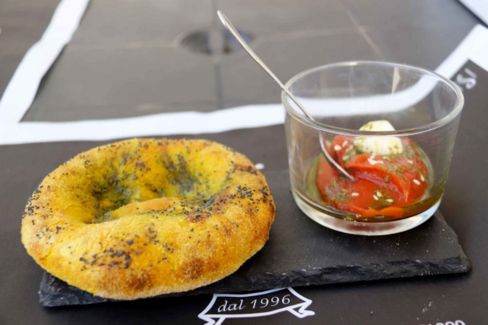 Sicilia. La nuova pizza con il gelato della pizzeria Al Paradise di Scoglitti