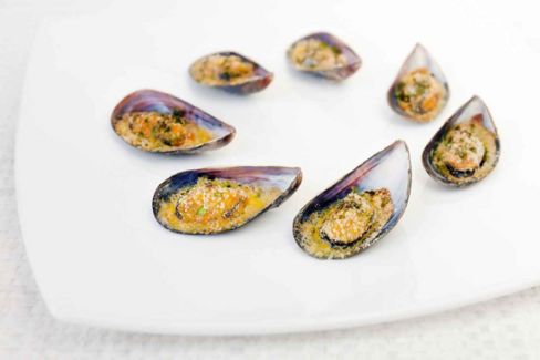 Cozze gratinate al forno, ricetta semplice da preparare quasi tutto l’anno